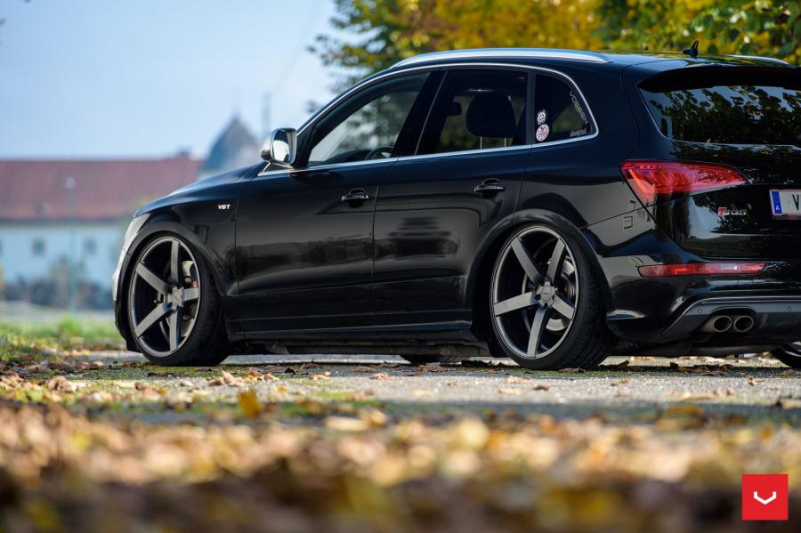 Детали экстерьера Audi SQ5 TDI on Vossen Wheels (CV3R) (8R) 2016 года  (фото 13 из 20)